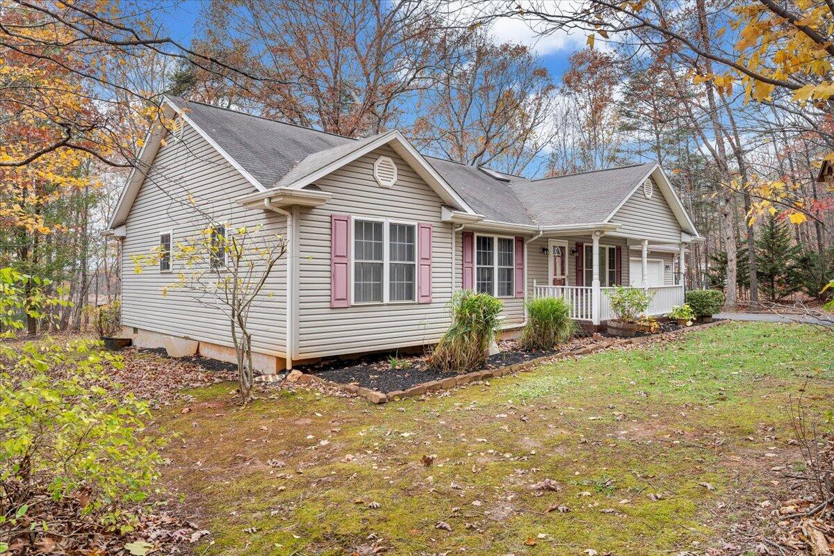 2161 Flint Hill Road Moneta, VA 24121 - Photo 31 of 50 30-MIB07067