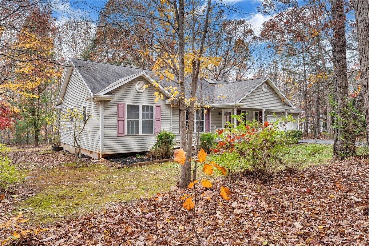 2161 Flint Hill Road Moneta, VA 24121 - Photo 32 of 50 31-MIB07070