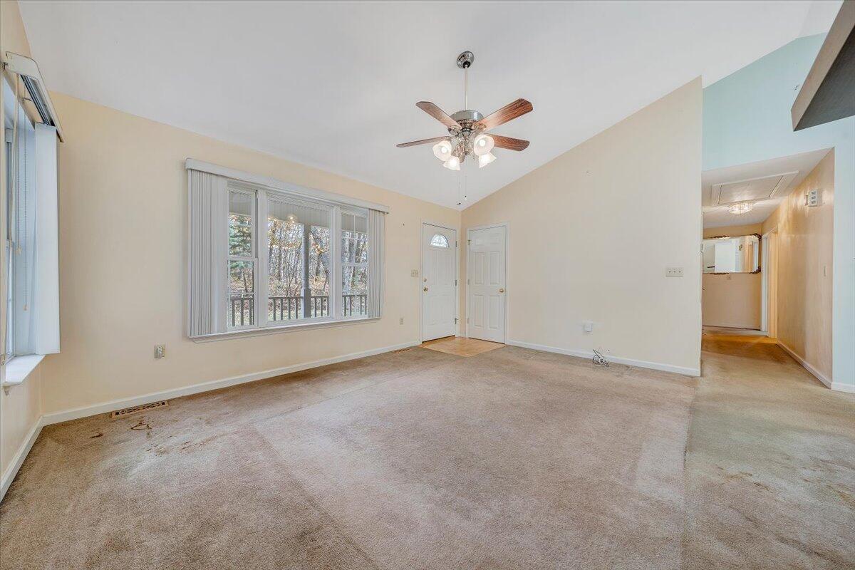 2161 Flint Hill Road Moneta, VA 24121 - Photo 5 of 50 04-MIB02441