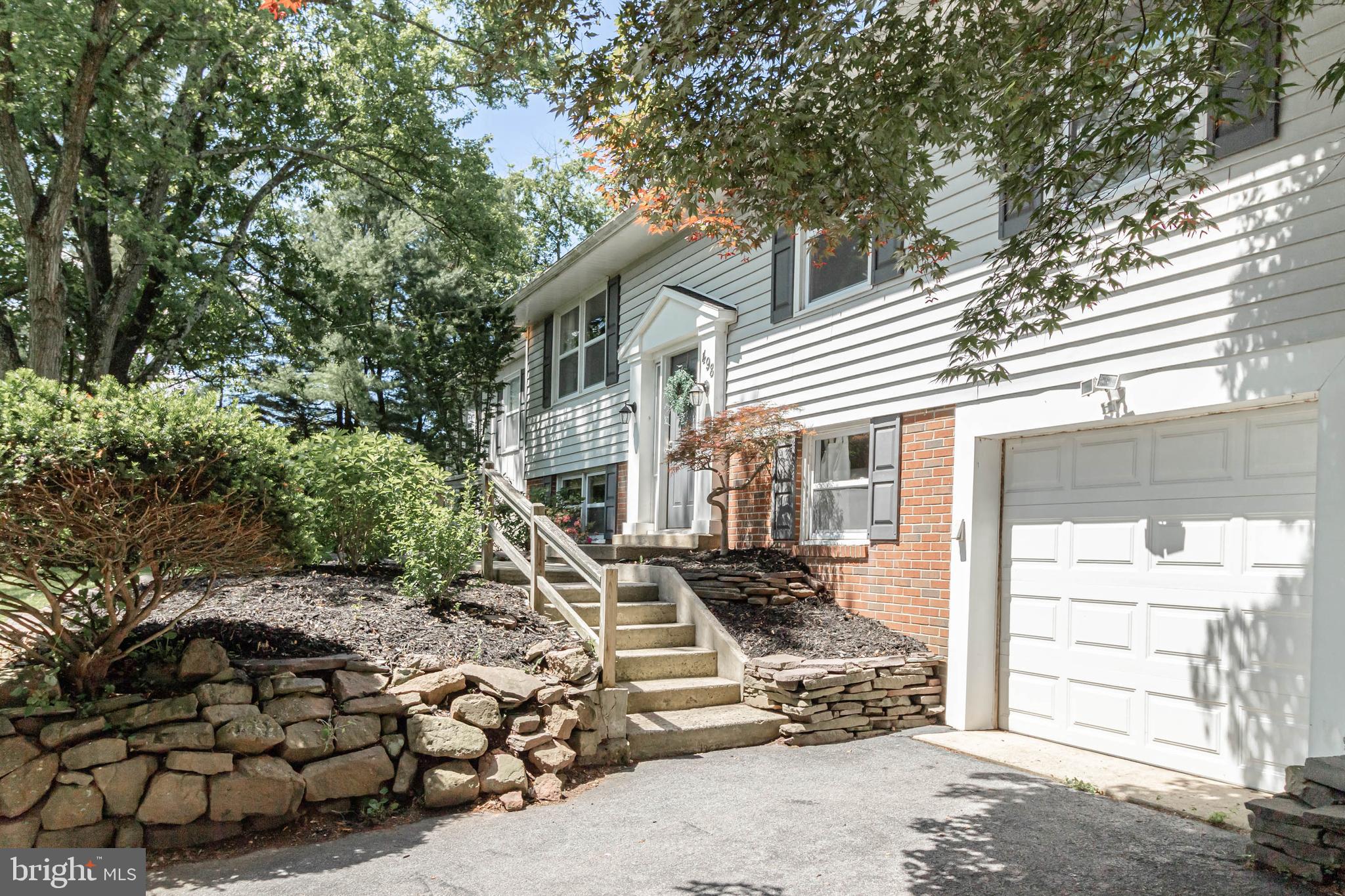 498 Freemansville Road Reading, PA 19607 - Photo 3 of 43 Gallery Image 3