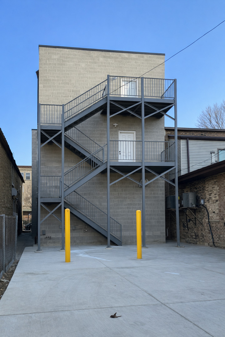 3122 South Morgan Street Chicago, IL 60608 - Photo 2 of 33