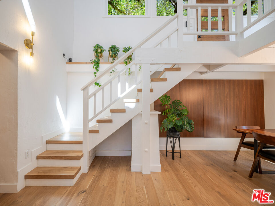 20922 Keller Road Topanga, CA 90290 - Photo 4 of 49 a view of entryway with wooden floor