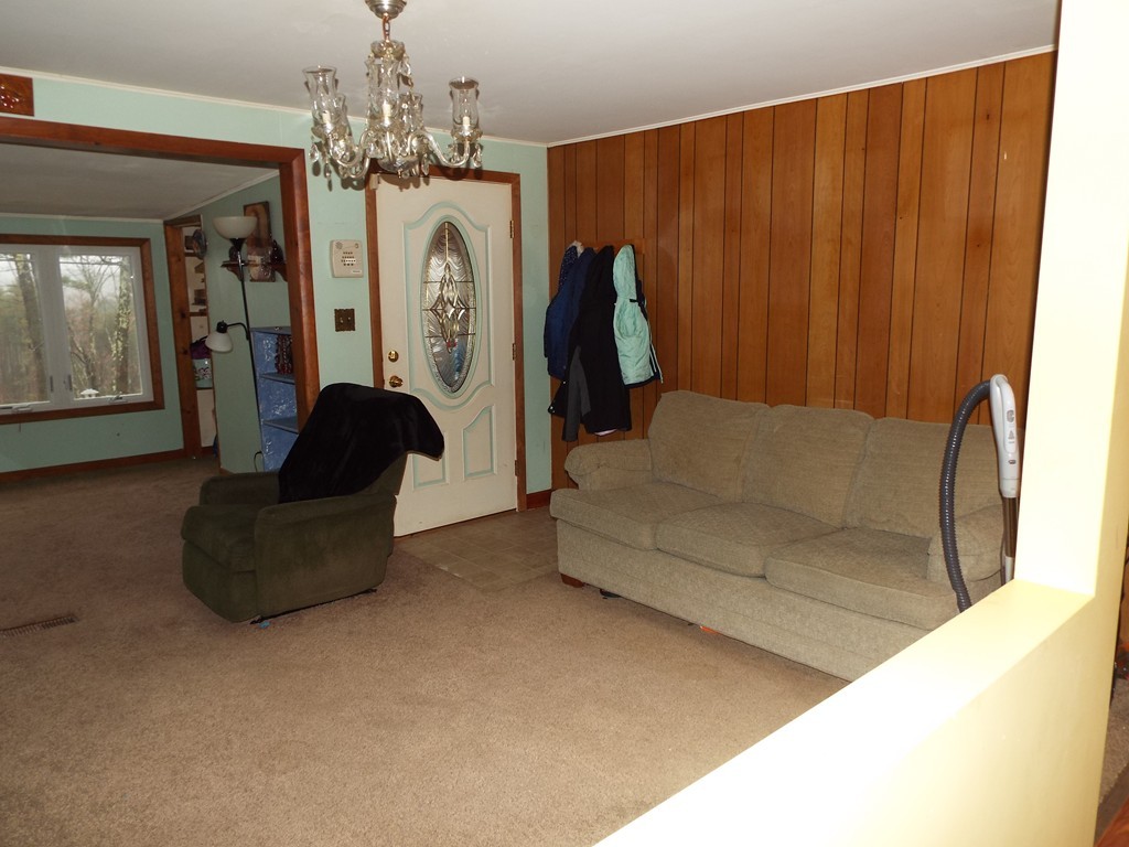 68 West Warren Road Ware, MA 01082 - Photo 5 of 21