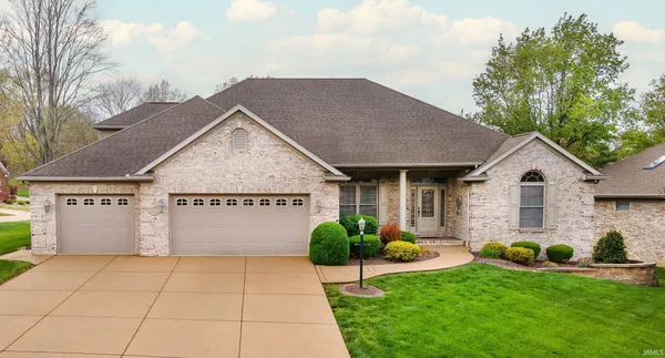 $454,700 | 8200 Whitetail Trail, Evansville, IN 47711