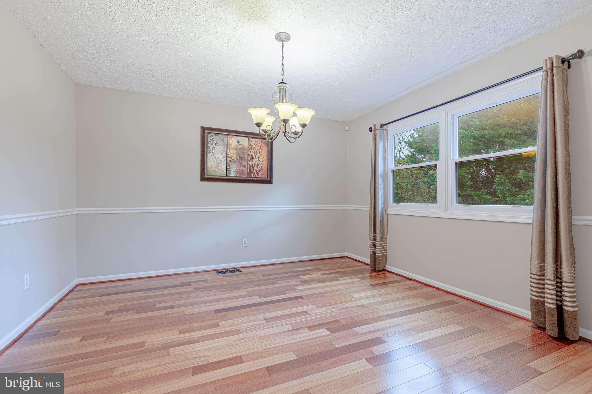 341 Edgewood Road Linthicum Heights, MD 21090 - Photo 18 of 36 Dinning room