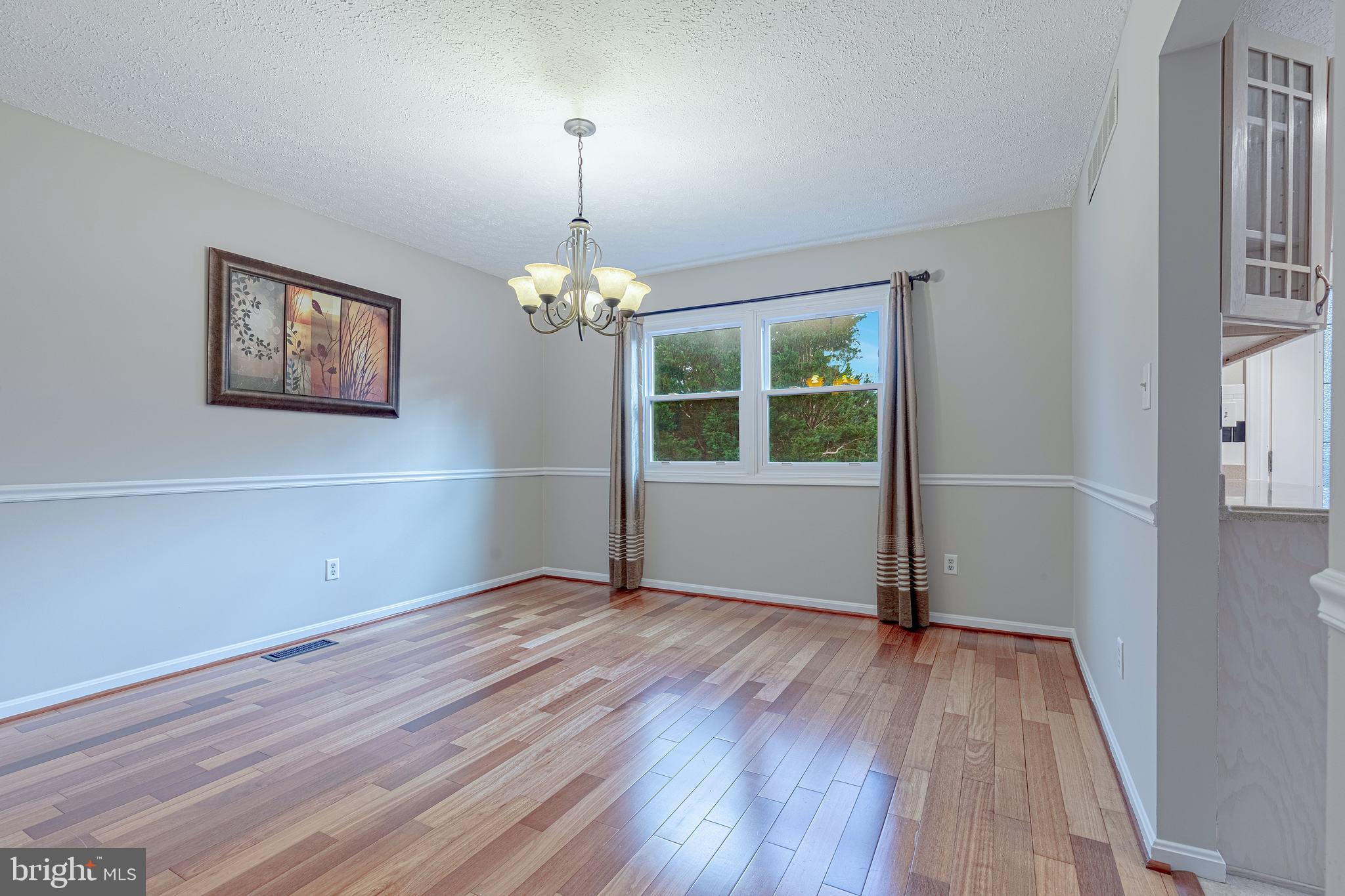 341 Edgewood Road Linthicum Heights, MD 21090 - Photo 10 of 36 Dinning room