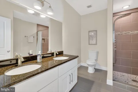 $1,025,000 | 1428 C Street Southeast, Washington, DC 20003