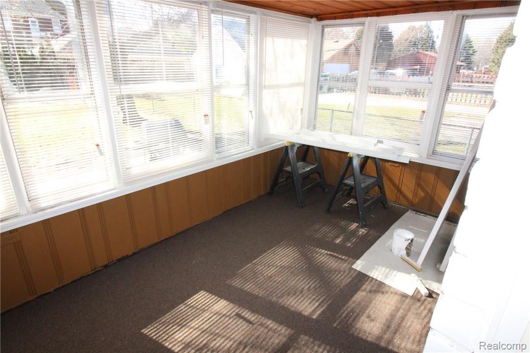 15744 Camden Avenue Eastpointe, MI 48021 - Photo 30 of 65 IMG_0628.JPG
