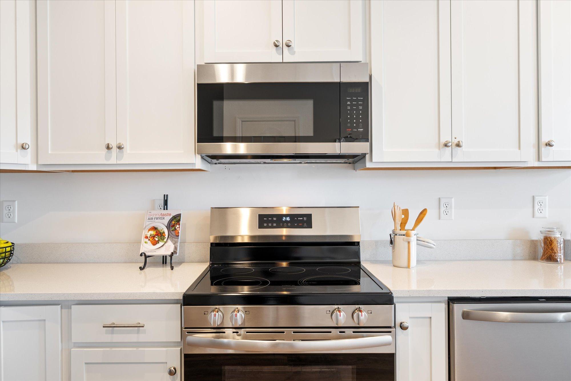 6700 Jorgensen Avenue South Cottage Grove, MN 55016 - Photo 18 of 40