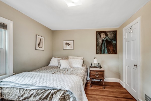27 Hodge Road Arlington, MA 02474 - Photo 16 of 30