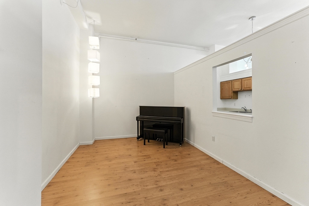 235 State Street, Unit 309 Springfield, MA 01103 - Photo 17 of 42 Gallery Image 17