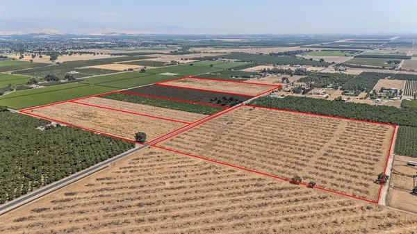 $2,280,000 | 16605 Road 208, Porterville, CA 93257