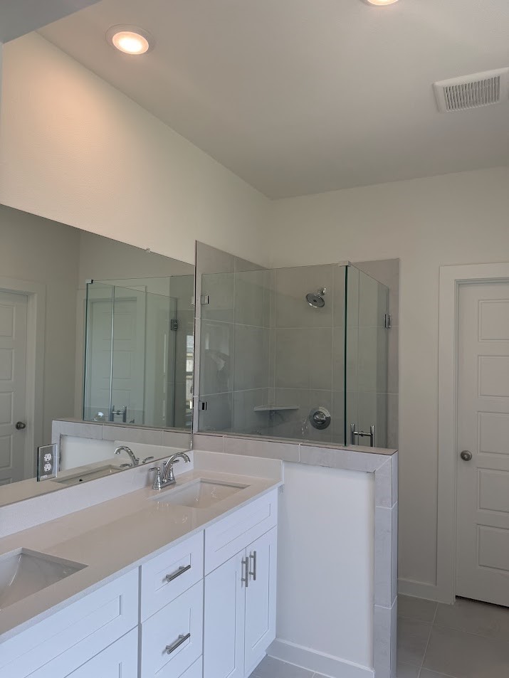 8319 Amber Summit Angleton, TX 77515 - Photo 5 of 6