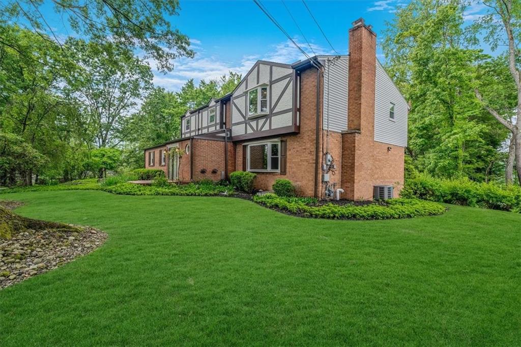 38 Easton Road Pittsburgh, PA 15238 - Photo 3 of 47 Gallery Image 3