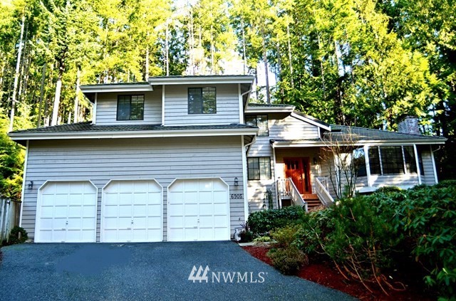 6905 Meadowdale Beach Road Edmonds, WA 98026 - Photo 1 of 23 Gallery Image 1