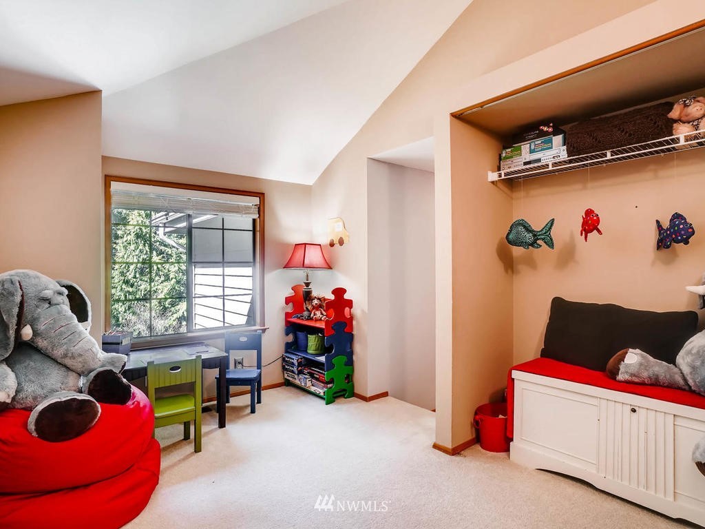 6905 Meadowdale Beach Road Edmonds, WA 98026 - Photo 16 of 23 Gallery Image 16