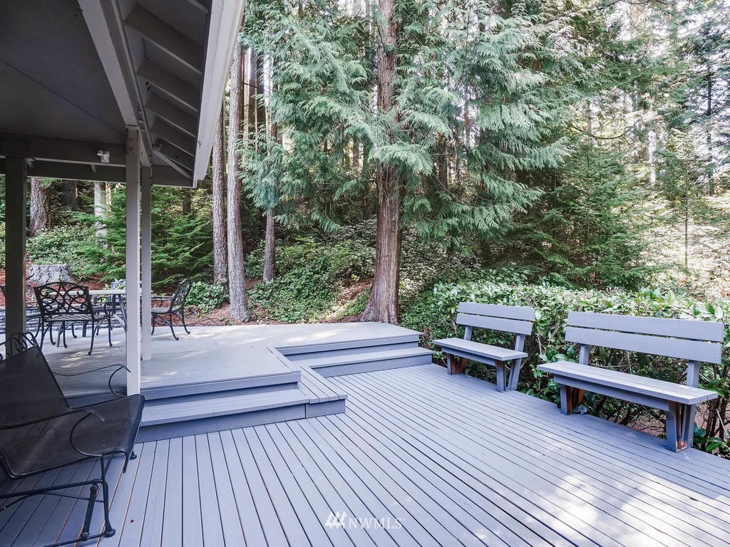 6905 Meadowdale Beach Road Edmonds, WA 98026 - Photo 20 of 23 Gallery Image 20