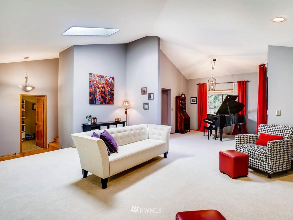 6905 Meadowdale Beach Road Edmonds, WA 98026 - Photo 3 of 23 Gallery Image 3