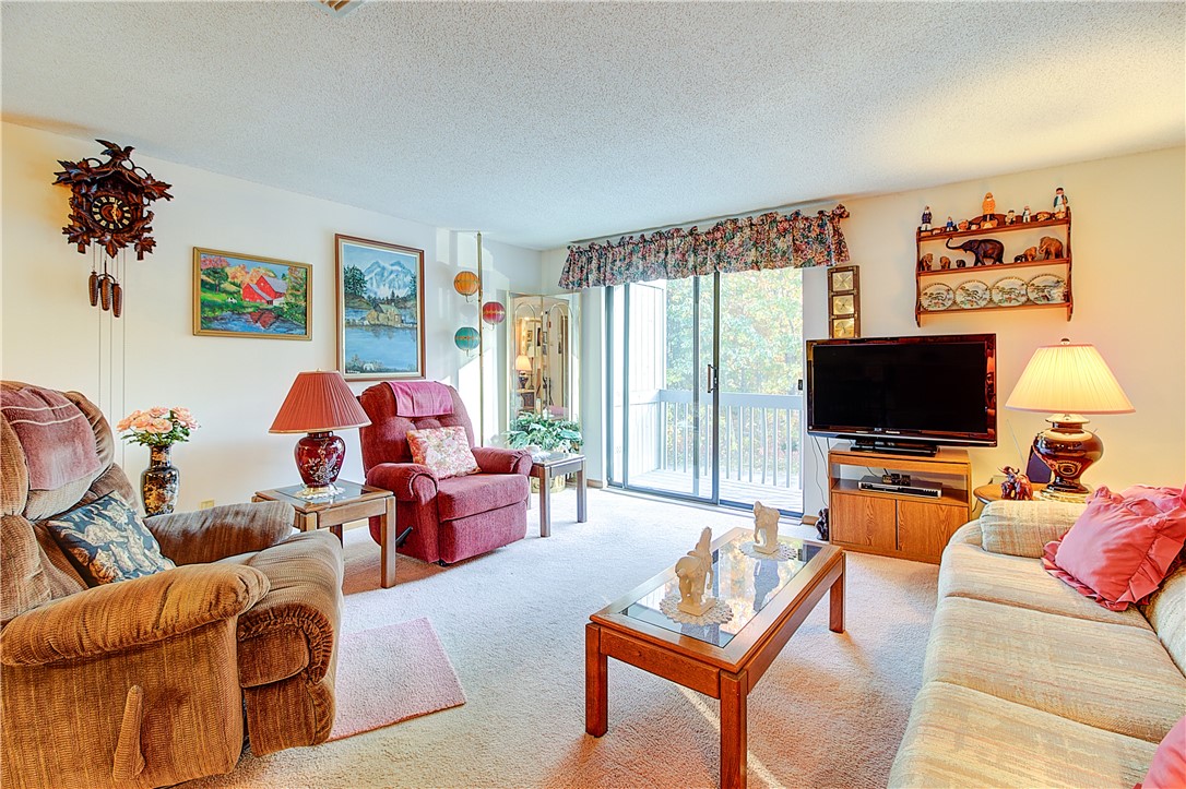 78 St Joseph Street, Unit 12 Woonsocket, RI 02895 - Photo 3 of 8