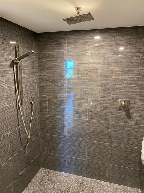 2003 North Ocean Boulevard, Unit 405 Boca Raton, FL 33431 - Photo 35 of 52 2nd Shower