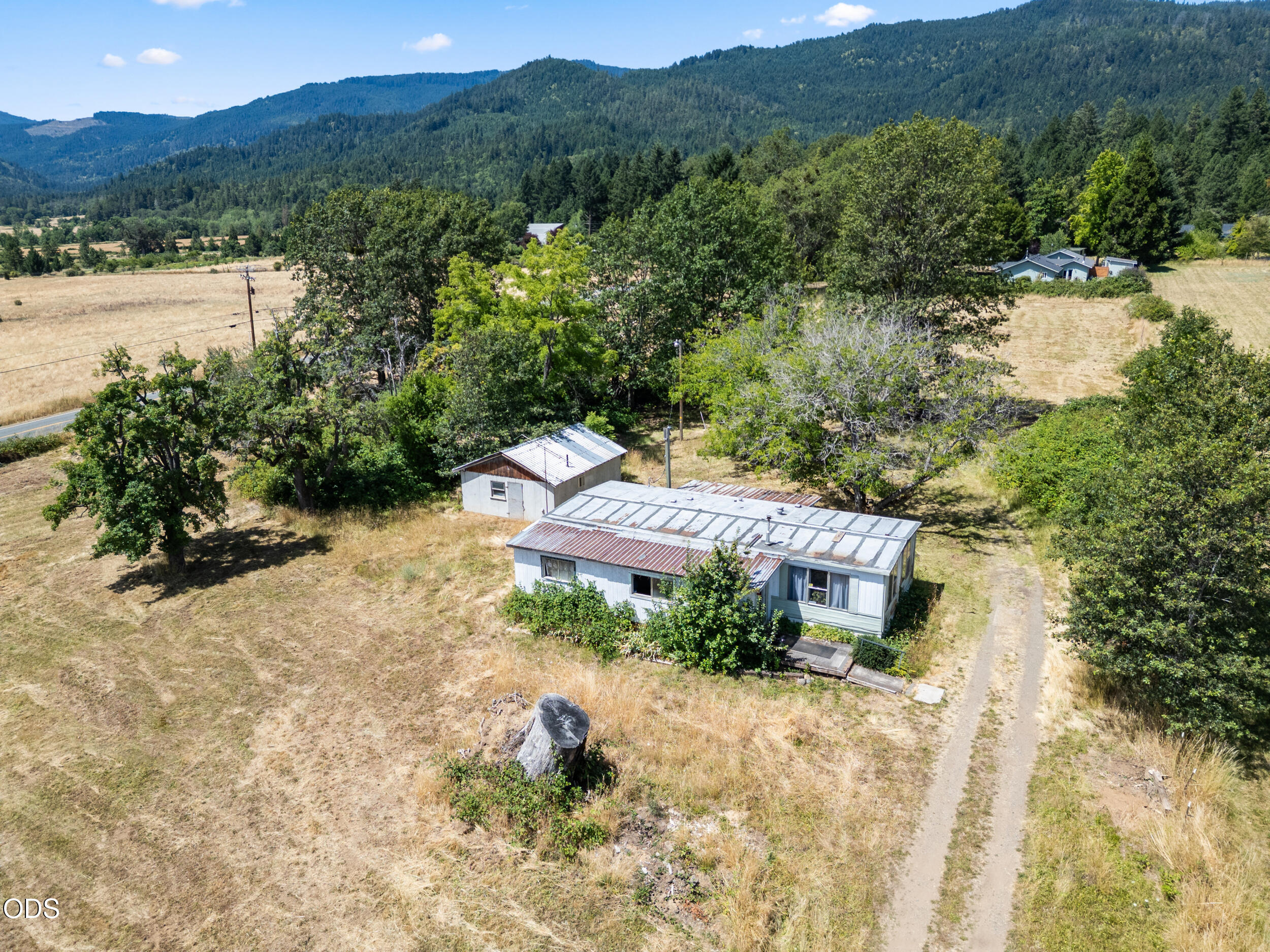 2670 Kincaid Road Williams, OR 97544 - Photo 11 of 17