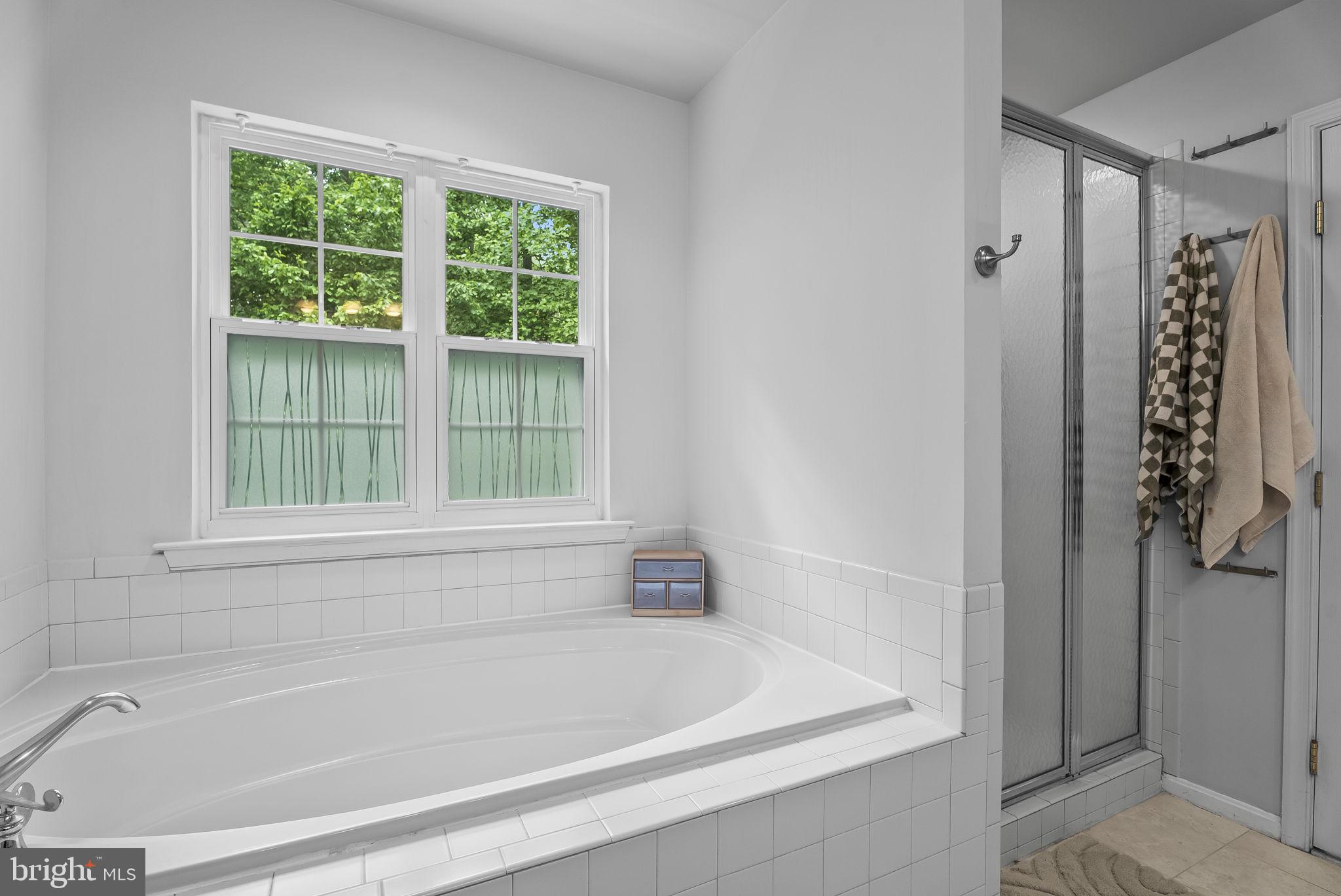 2015 Rosedale Lane Huntingtown, MD 20639 - Photo 29 of 63 primary bathroom