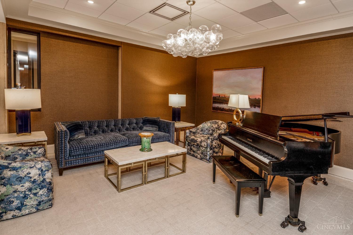 2444 Madison Road, Unit 1411 Cincinnati, OH 45208 - Photo 38 of 42 Gallery Image 38