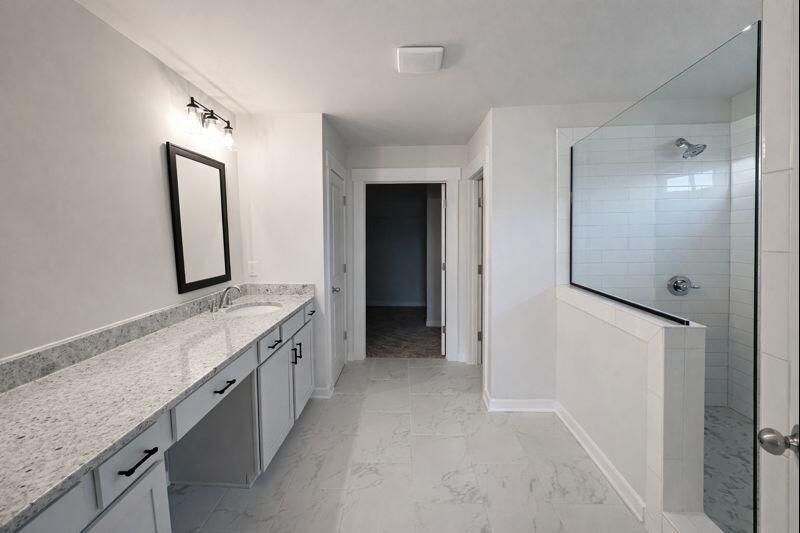 1518 Firelight Way, Unit 122 Ooltewah, TN 37363 - Photo 13 of 28 Primary Bath 1