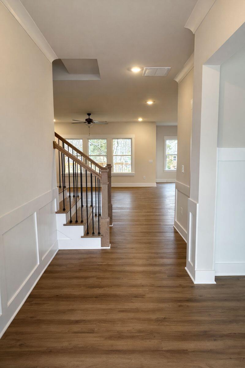 1518 Firelight Way, Unit 122 Ooltewah, TN 37363 - Photo 4 of 28 Foyer