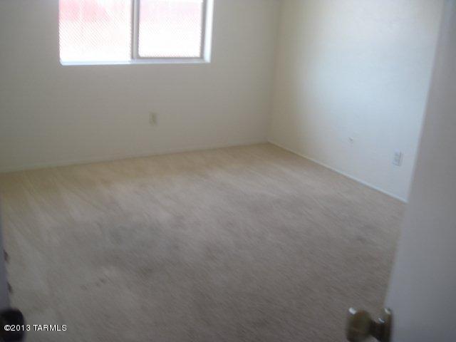 9349 East Stella Road Tucson, AZ 85730 - Photo 10 of 16