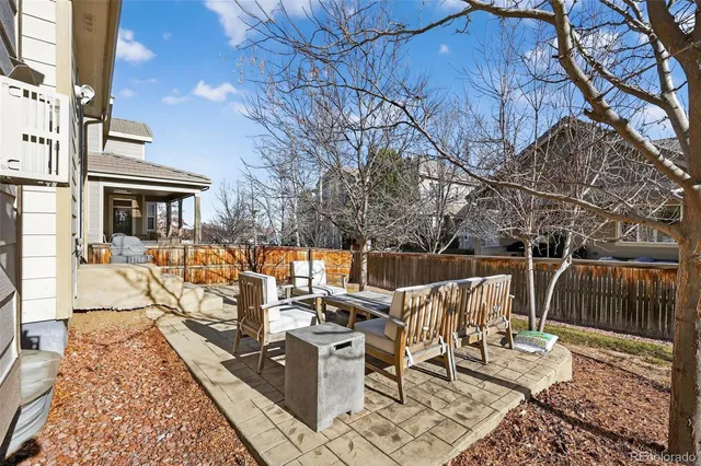 a view of outdoor space yard deck and patio