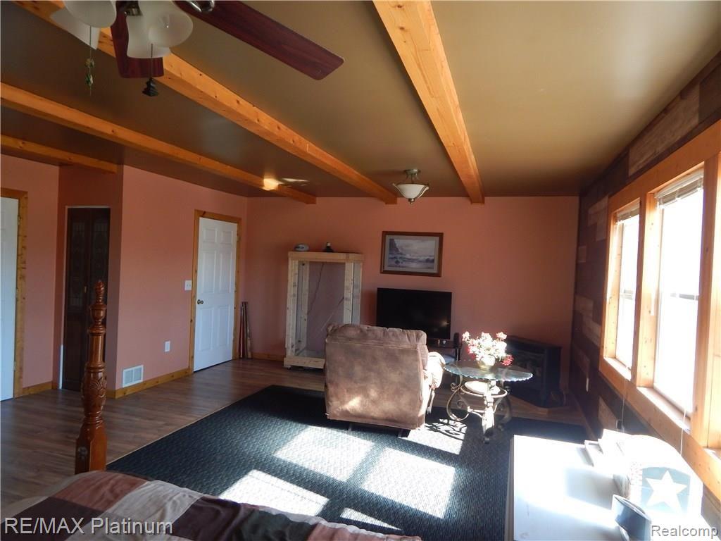 21925 Dickinson Road New Boston, MI 48164 - Photo 27 of 63 Gallery Image 27