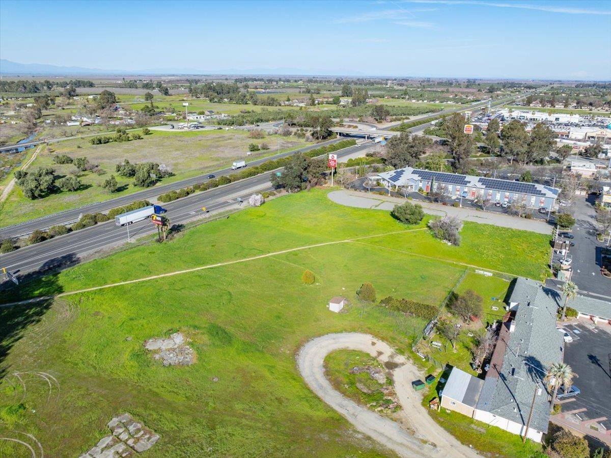 1075 Highway 99 West Corning, CA 96021 - Photo 8 of 11