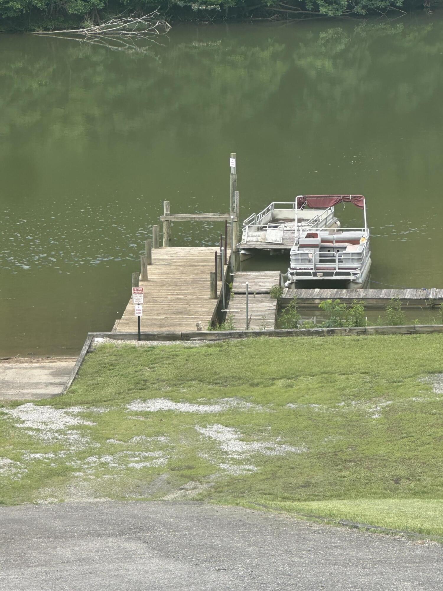 380 Lakeshore Terrace Road Hardy, VA 24101 - Photo 23 of 23 Dock/Boat Ramp