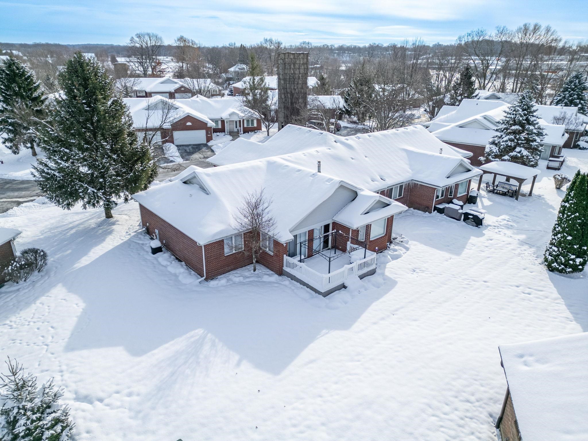 225 Secretariat's Way Belvidere, IL 61008 - Photo 36 of 41 an aerial view of a