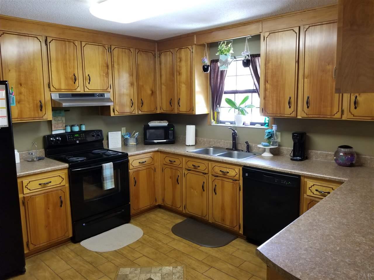 6141 Riverchase Road Milton, FL 32583 - Photo 15 of 26 Gallery Image 15