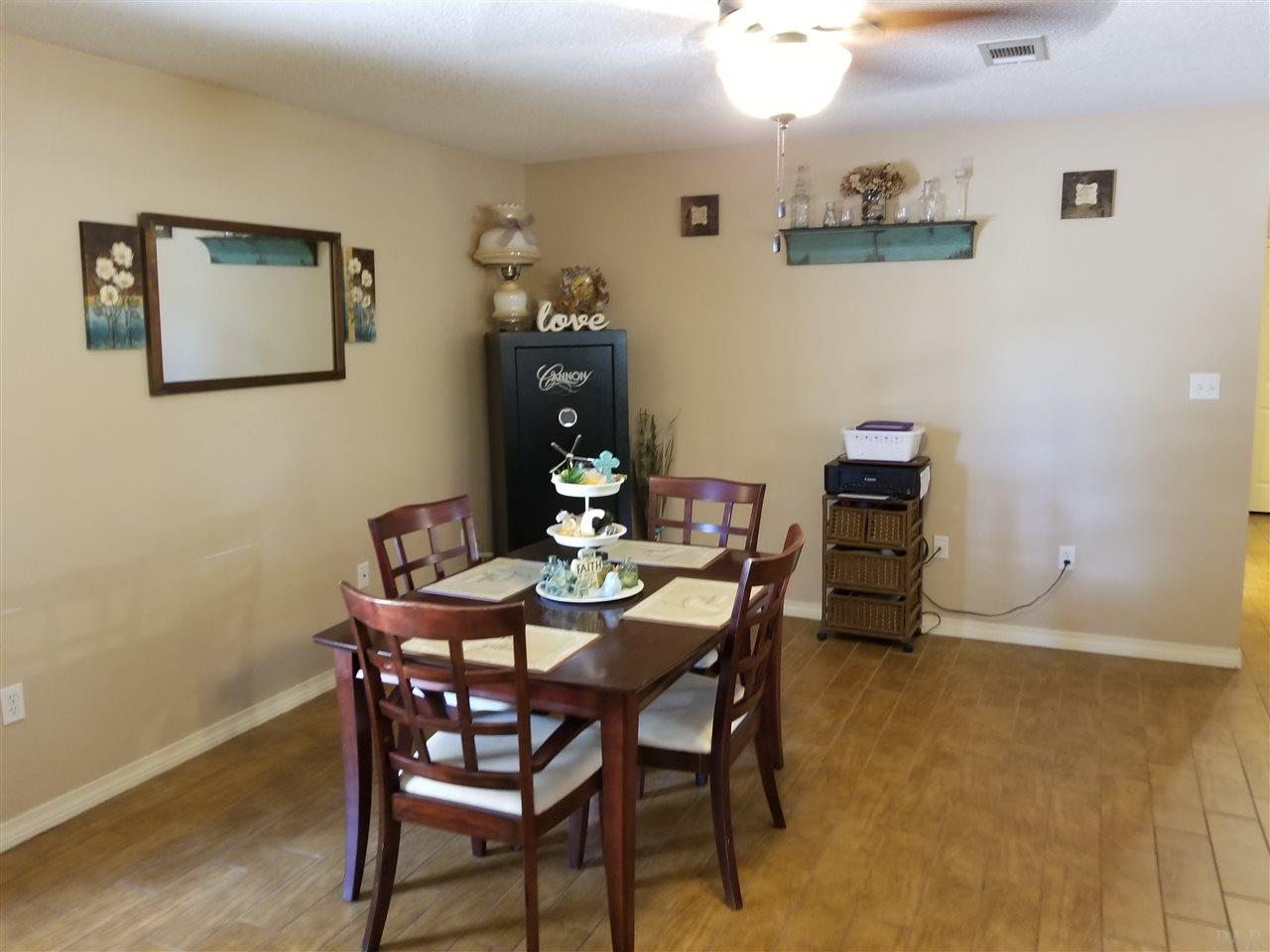 6141 Riverchase Road Milton, FL 32583 - Photo 18 of 26 Gallery Image 18