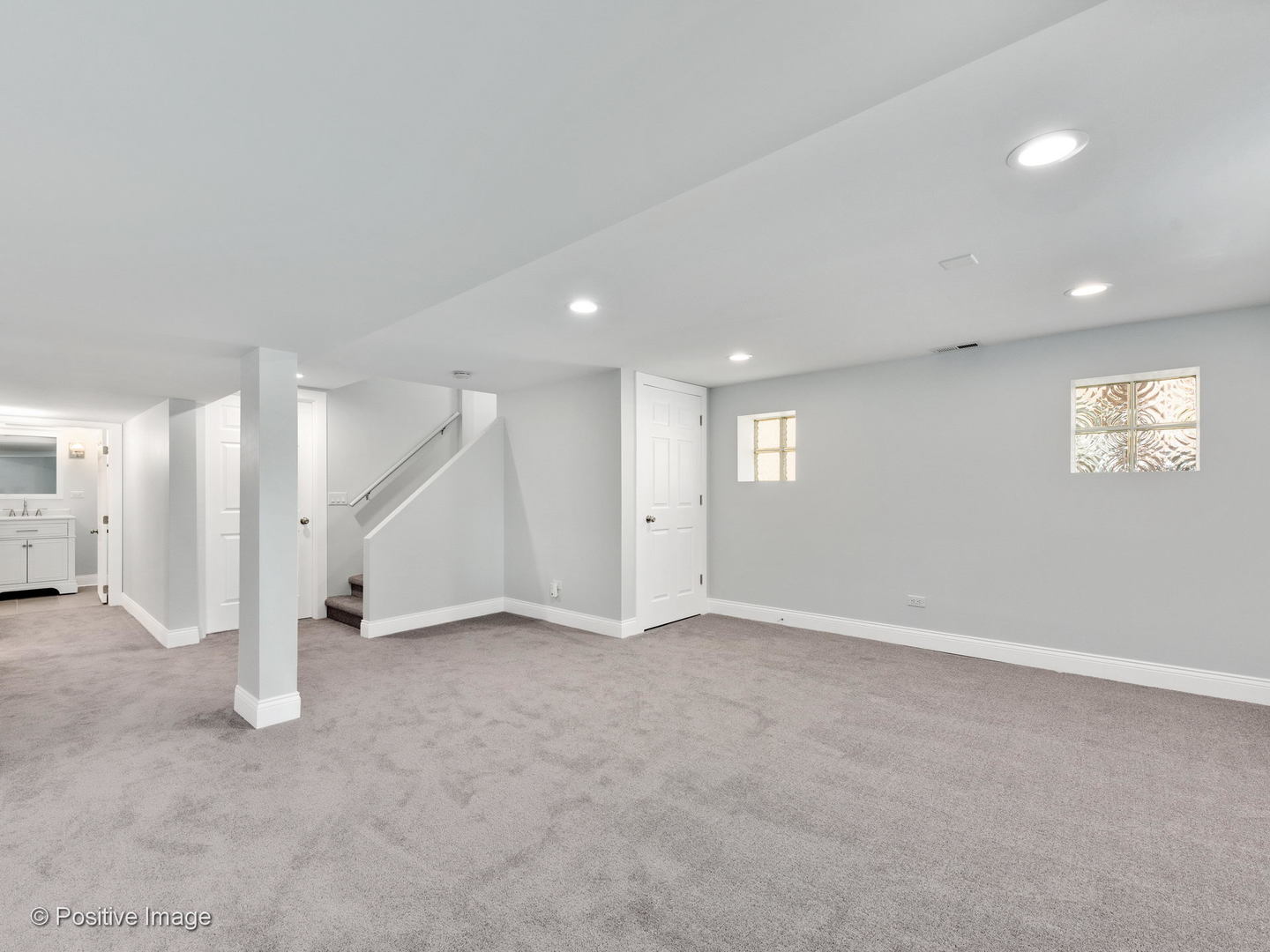 2232 Forest Avenue North Riverside, IL 60546 - Photo 13 of 17 an empty room with a window and a projector