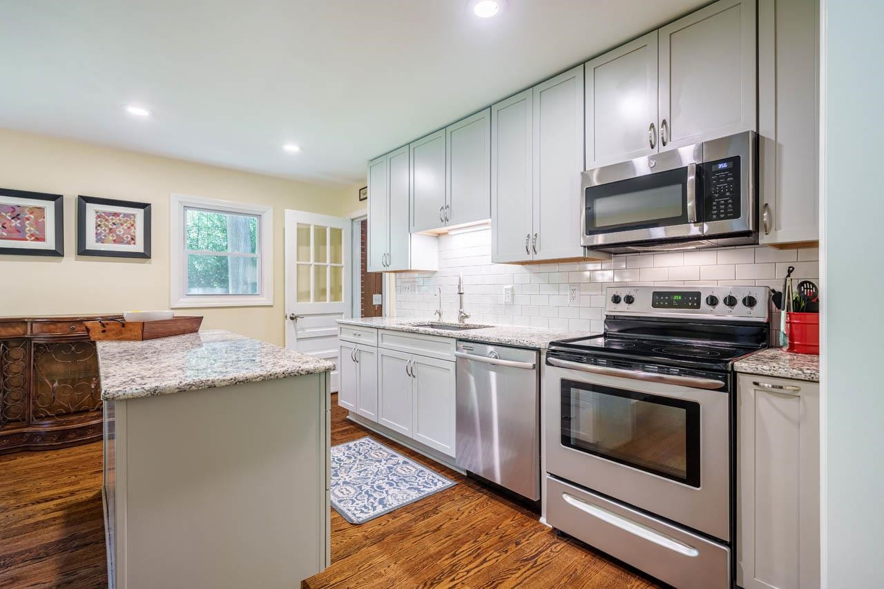 360 Meredith Street Raleigh, NC 27606 - Photo 11 of 29 Photo 11