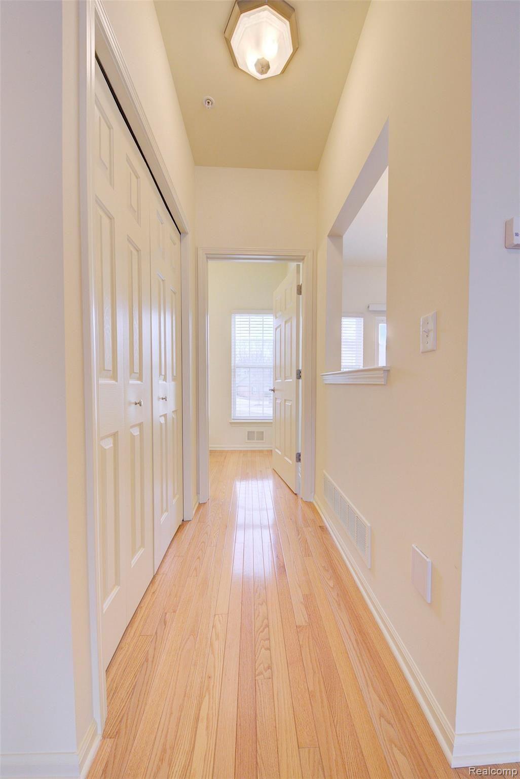 710 Cherry Orchard Road Canton, MI 48188 - Photo 14 of 42 14 Hallway.jpg