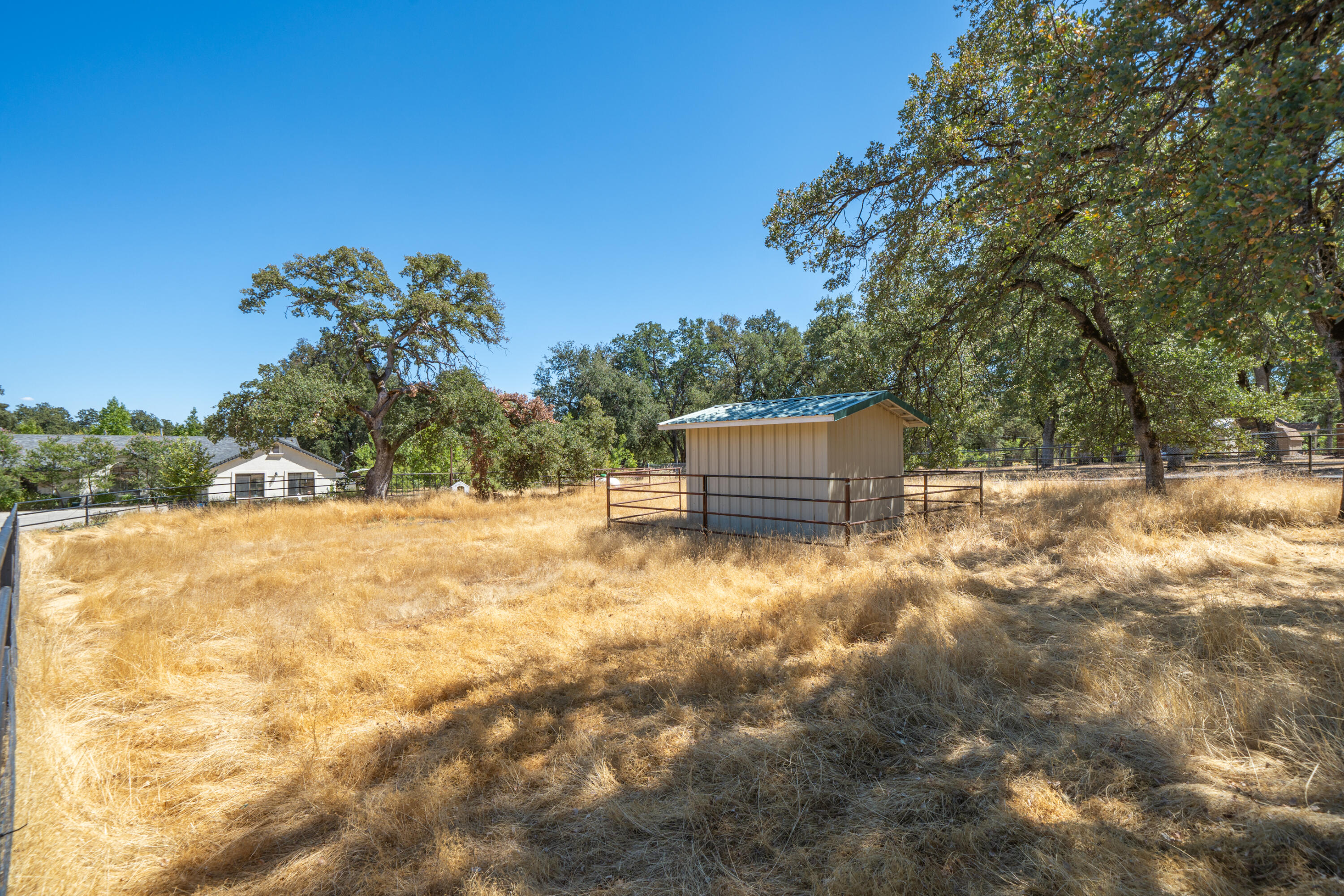 8533 Maynard Road Palo Cedro, CA 96073 - Photo 61 of 100 8533 Maynard Rd-78