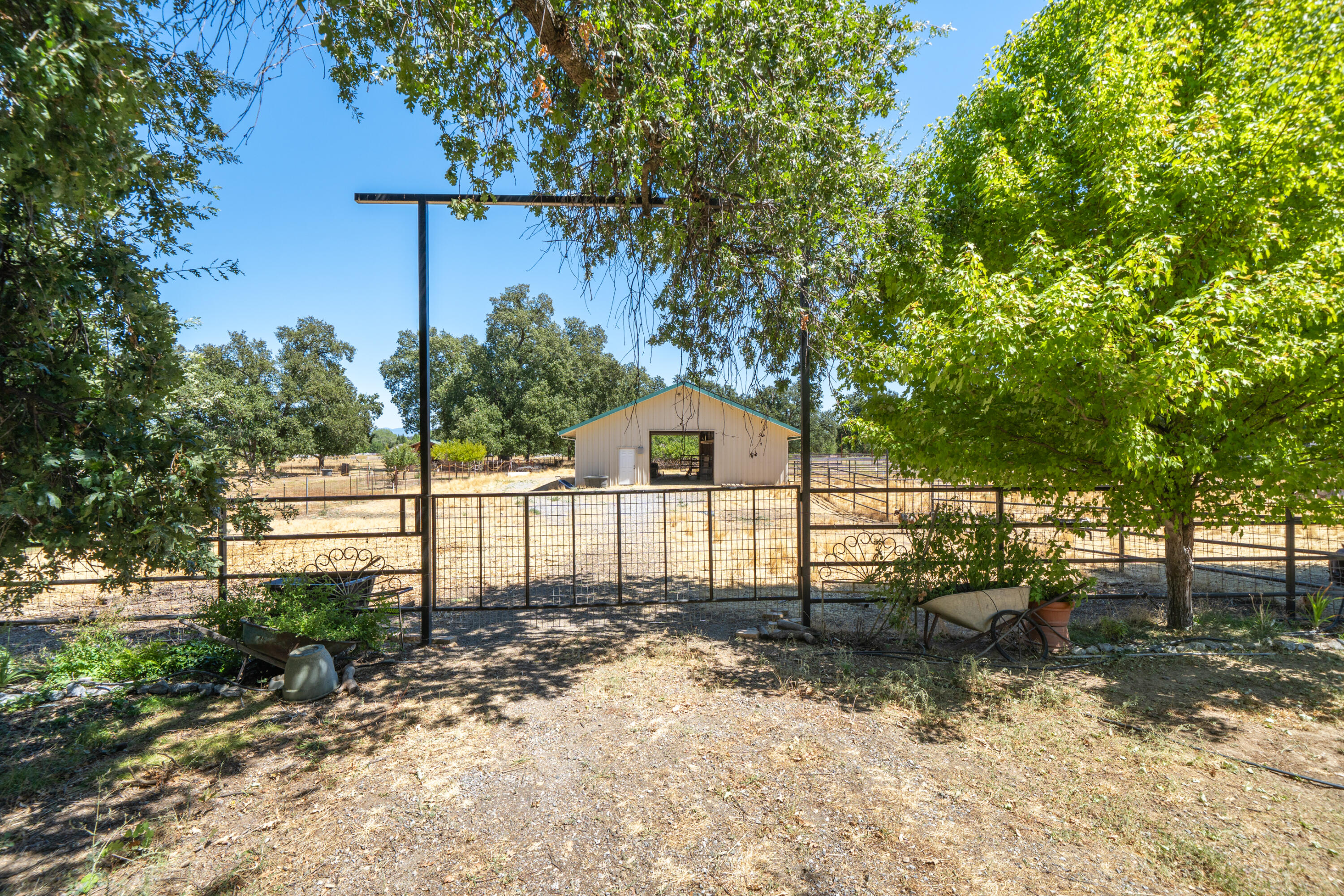 8533 Maynard Road Palo Cedro, CA 96073 - Photo 82 of 100 8533 Maynard Rd-83