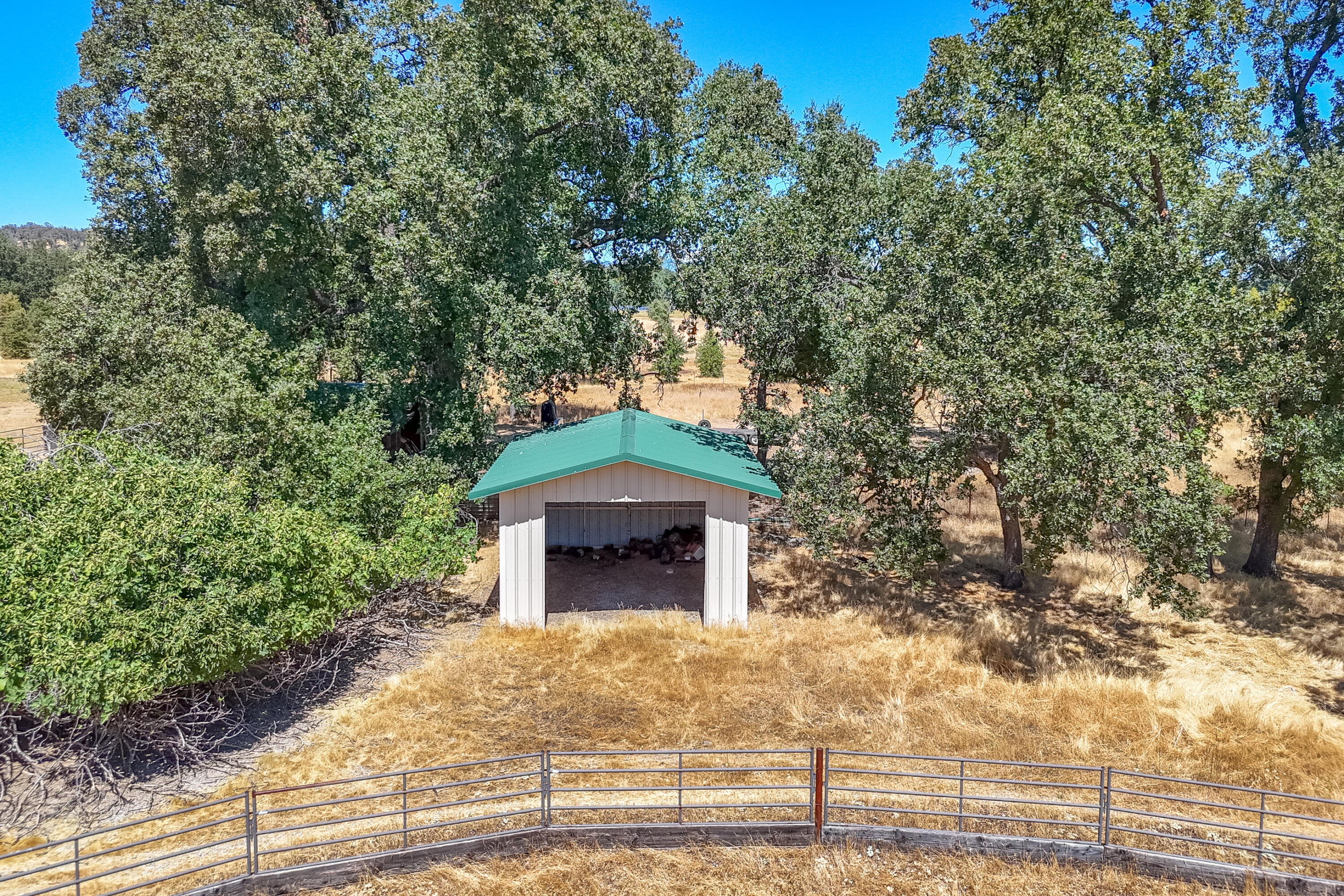 8533 Maynard Road Palo Cedro, CA 96073 - Photo 94 of 100 a front view of a house with a yard