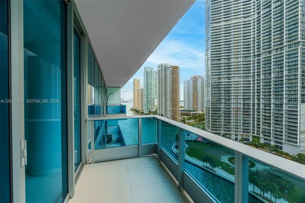 $7,298 | 200 Biscayne Blvd Way, Unit 1404, Miami, FL 33131