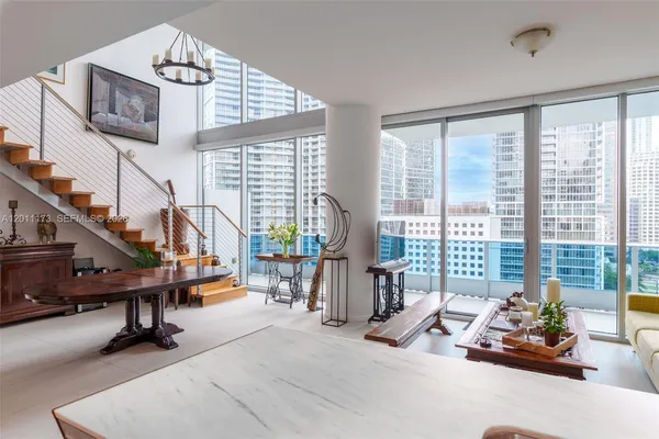$7,298 | 200 Biscayne Blvd Way, Unit 1404, Miami, FL 33131