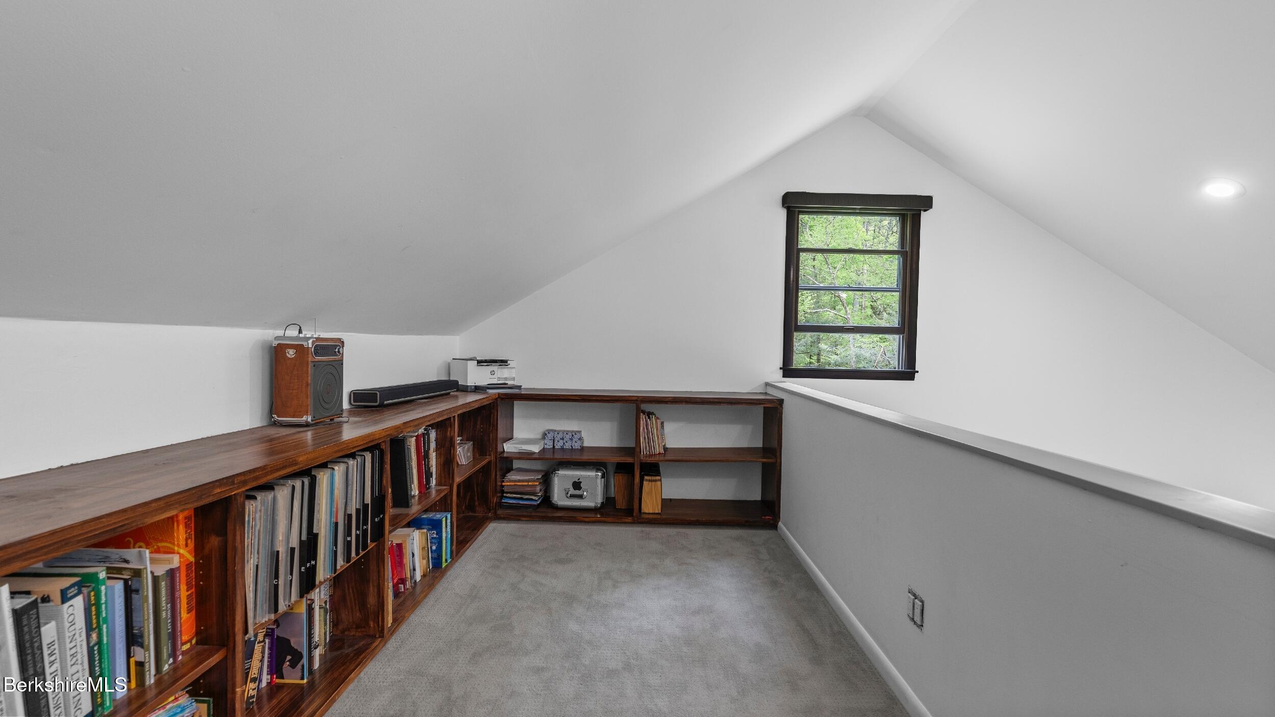 72 Boice Road Egremont, MA 01230 - Photo 34 of 42 Loft office area