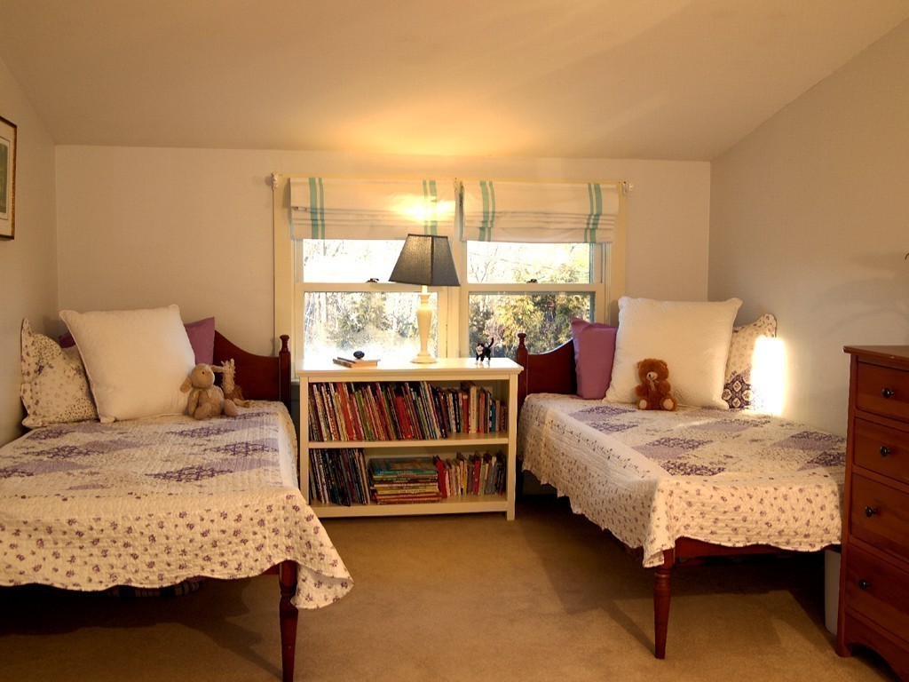 591 Bay Road Amherst, MA 01002 - Photo 15 of 22