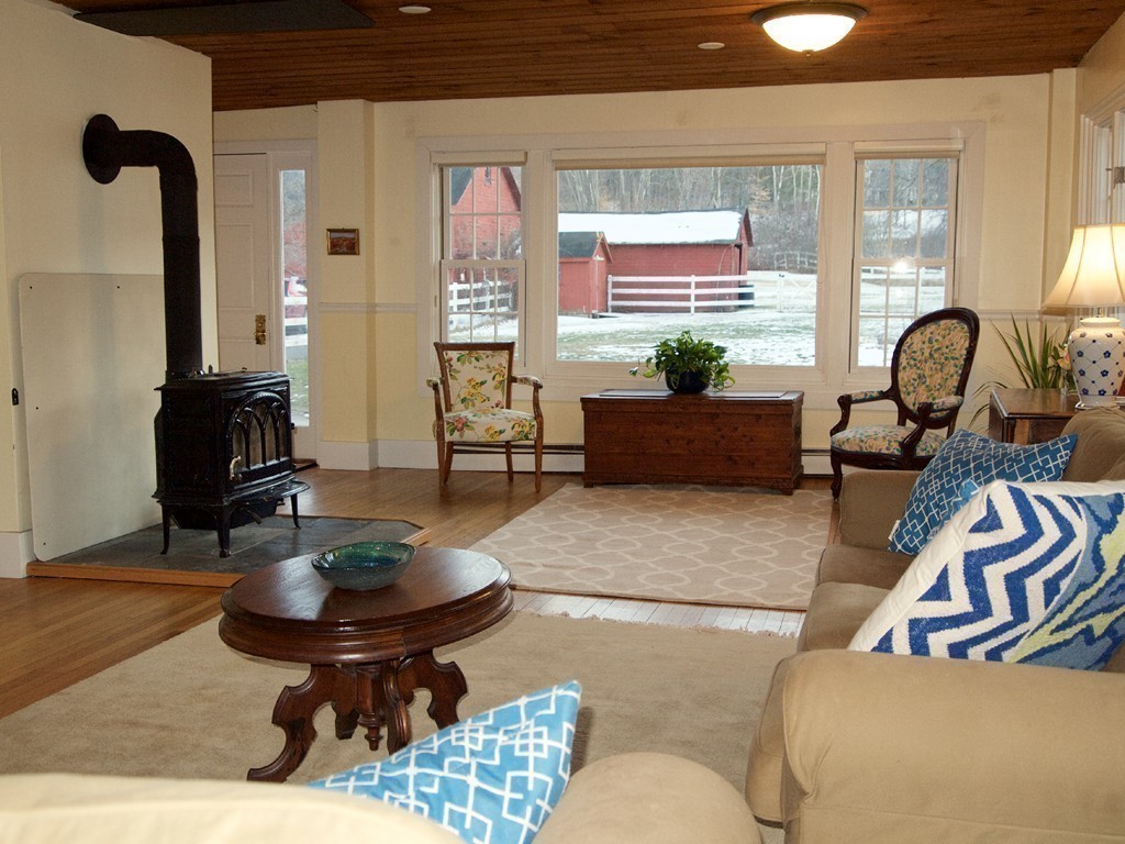 591 Bay Road Amherst, MA 01002 - Photo 9 of 22