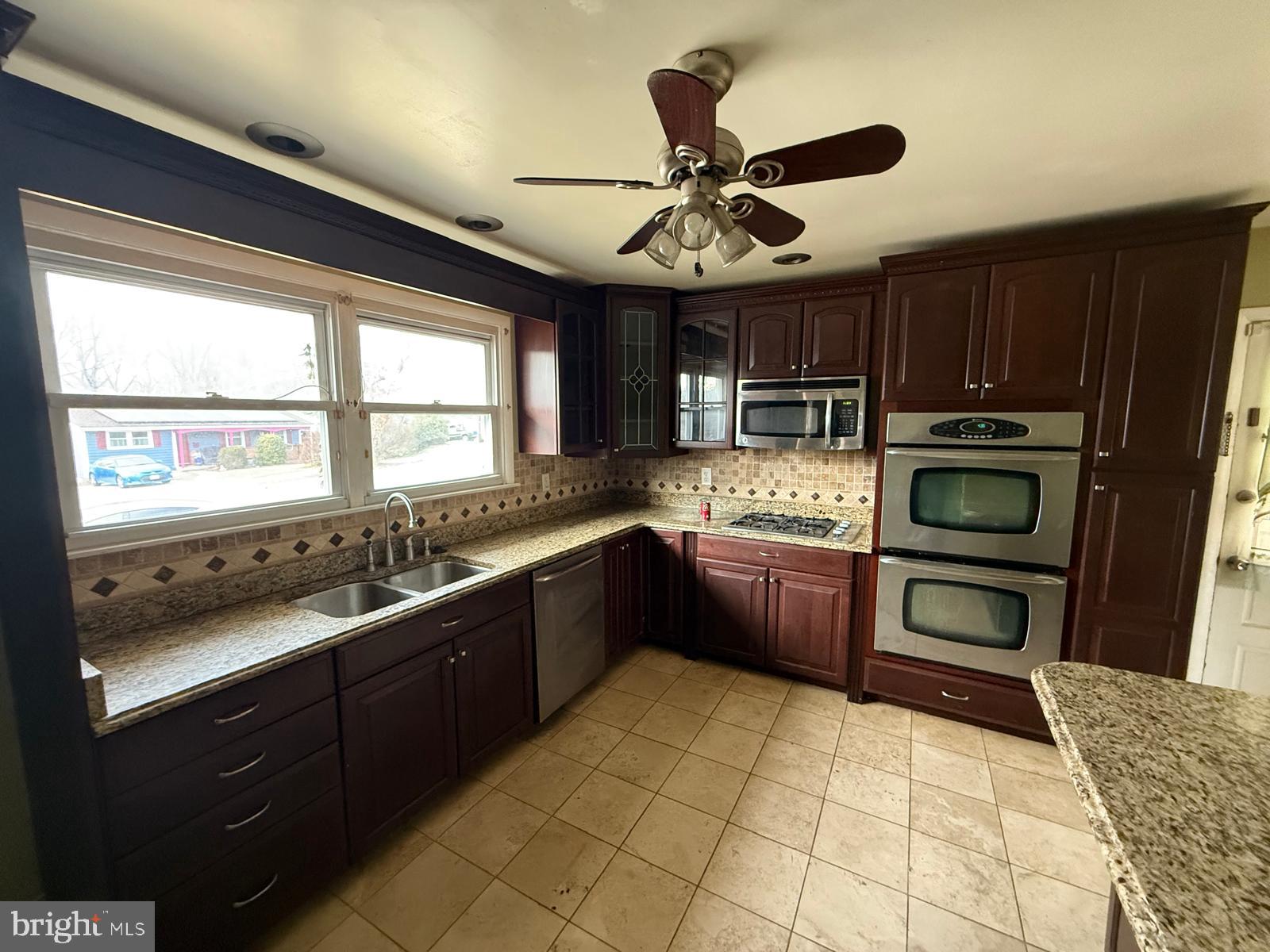 1741 Ellinwood Road Baltimore, MD 21237 - Photo 2 of 7