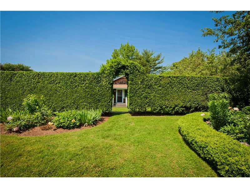 44 Foster Cove Road Westerly, RI 02891 - Photo 24 of 25 Yard/Garden.